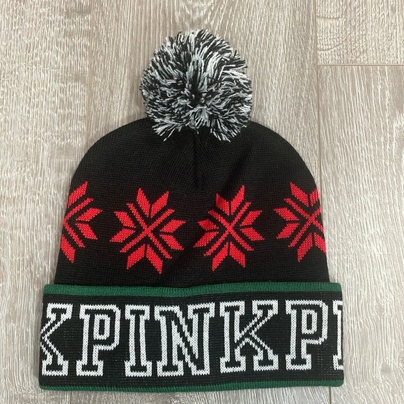 NWOT PINK Victoria’s Secret Snowflake PomPom Winter Knit Beanie Hat - Picture 1 of 6